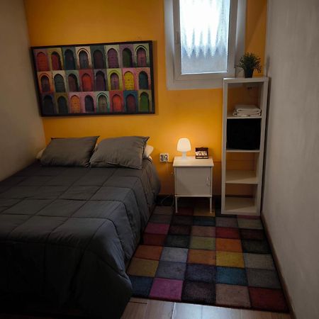 Diagonal House Hostel Barcelona Luaran gambar