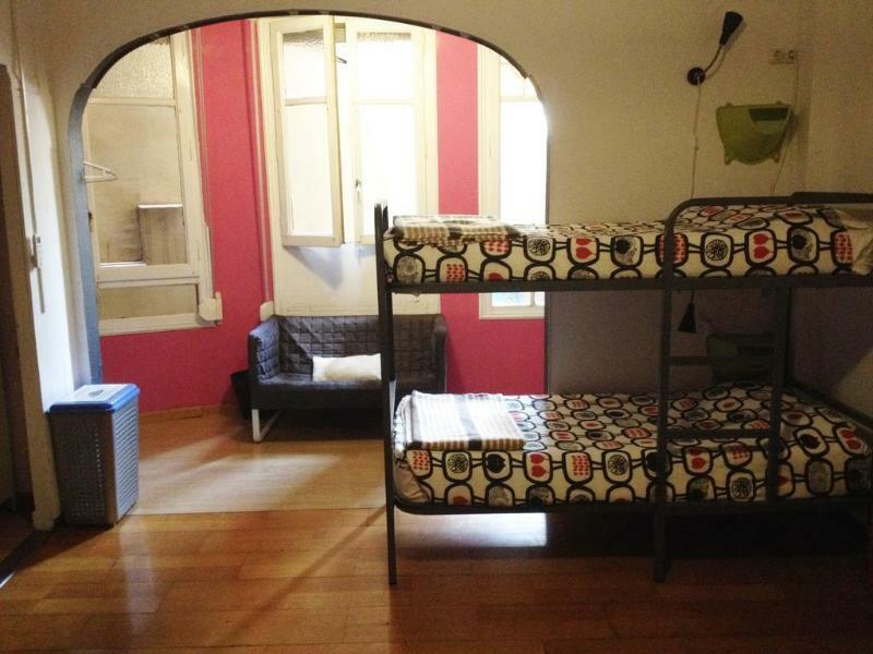 Diagonal House Hostel Barcelona Luaran gambar
